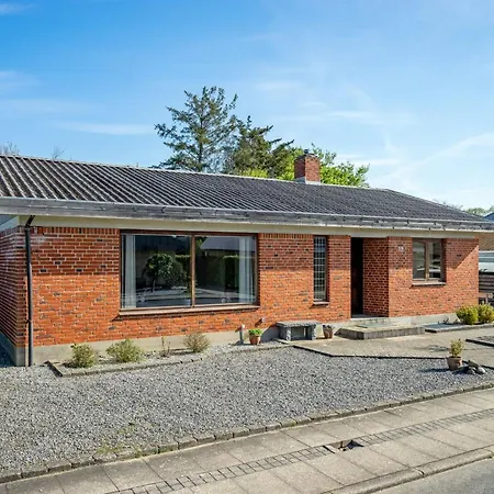 Satu - 2km From The Sea By Interhome